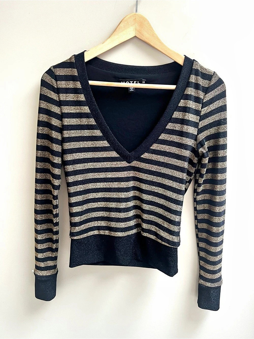 Motel Long Sleeve Top in Lurex Gold Stripe Black & Gold XS